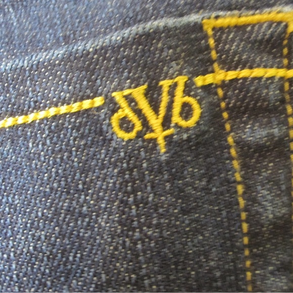 Denim by Victoria Beckham jeans. Preloved, in good condition. - Picture 5 of 10